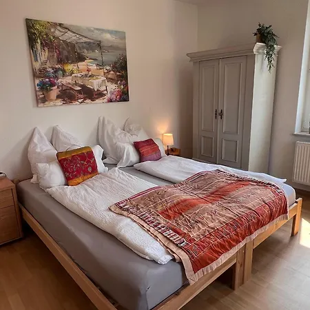 Lejlighed Trompeten-, Posaunen- & Tuba-appartment In *
